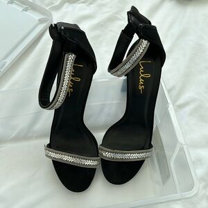Lulus Heels Velvet Black with Studs